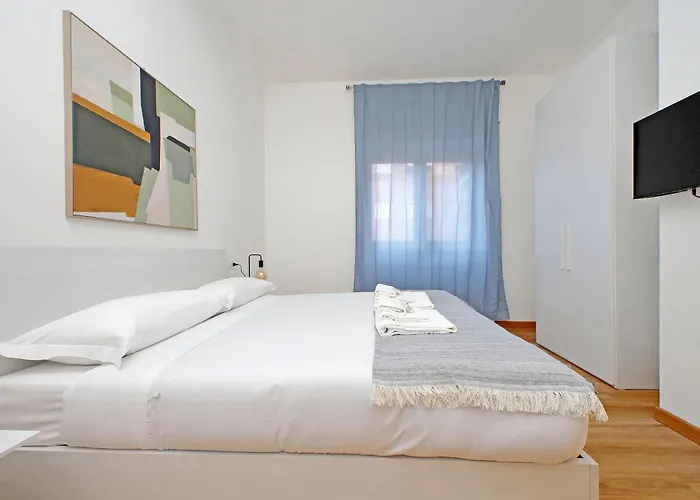 4bnb - Baldo Degli Ubaldi Big Apartment *