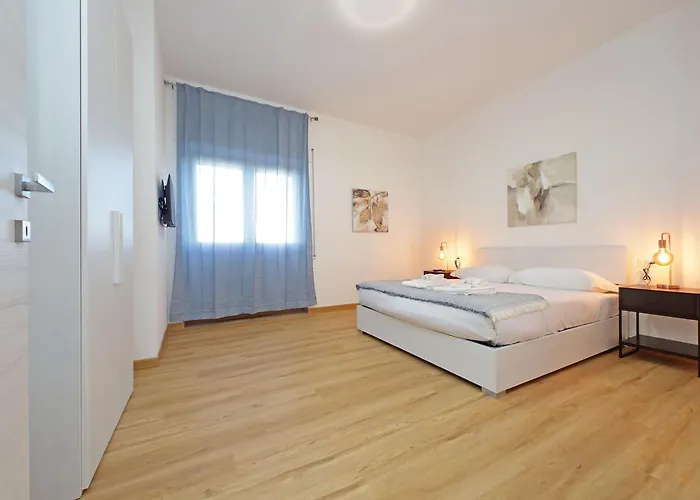 4bnb - Baldo Degli Ubaldi Big Apartment